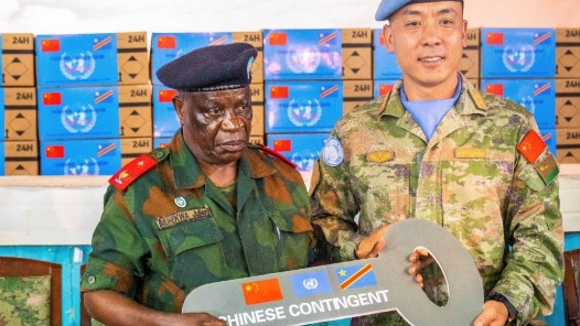 中国第27批赴刚果（金）维和部队举行捐赠仪式